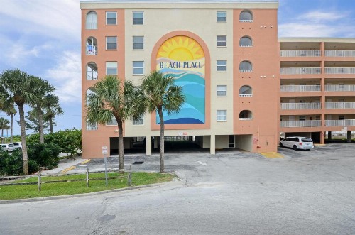 209 Beach Place Condos - image 33