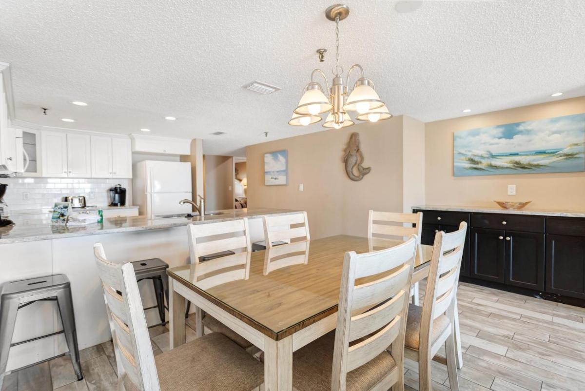 212 Beach Place Condos - image 6