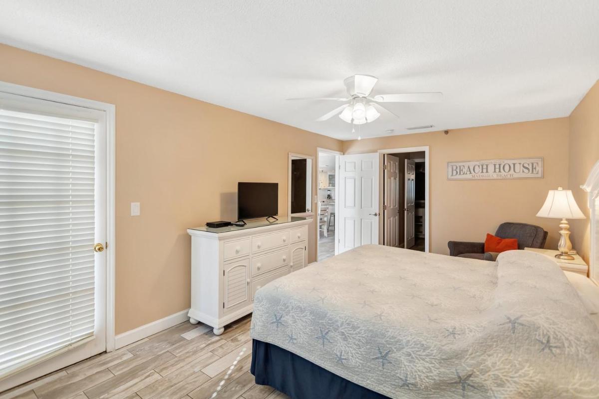 212 Beach Place Condos - image 7