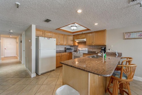 305 Beach Place Condos - image 14