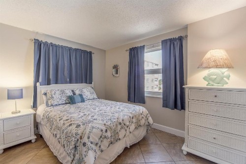 305 Beach Place Condos - image 15