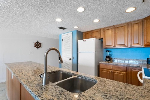 409 Beach Place Condos - image 20