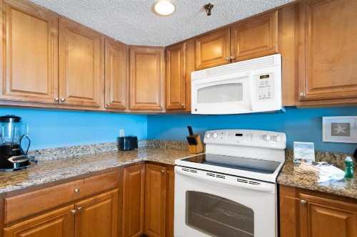 409 Beach Place Condos - image 7