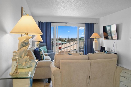 504 Beach Place Condos - image 34