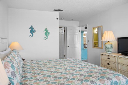 504 Beach Place Condos - image 38