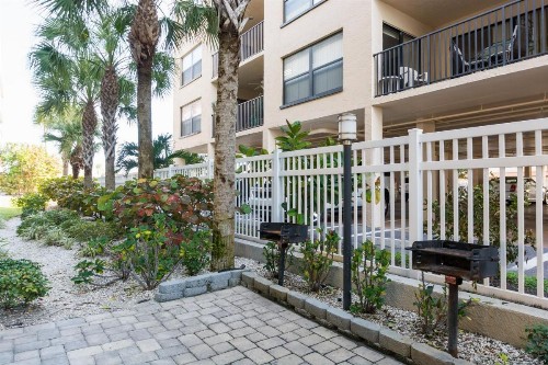 203 Crimson Condos - image 10