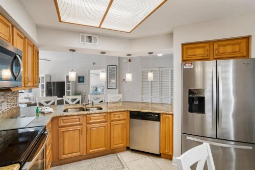 203 Crimson Condos - image 38