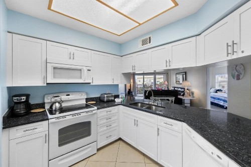 205 Crimson Condos - image 34