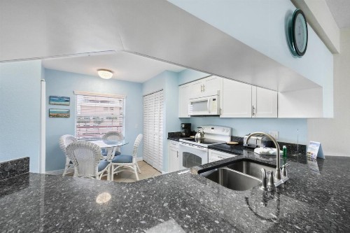 205 Crimson Condos - image 38