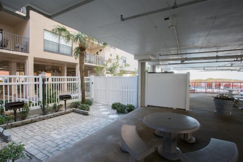 302 Crimson Condos - image 4
