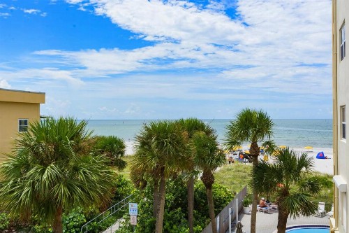 208 Madeira Norte Condo - image 3
