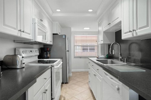 214 Madeira Norte Condo - image 10