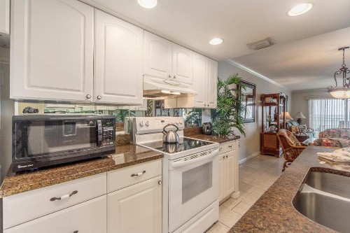 510 Madeira Norte Condo - image 36