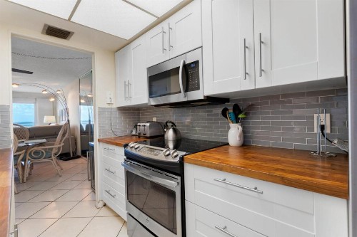 516 Madeira Norte Condo - image 32