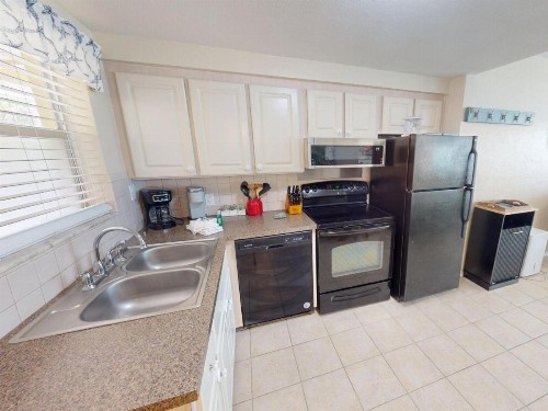 227 Surf Song Resort - image 36