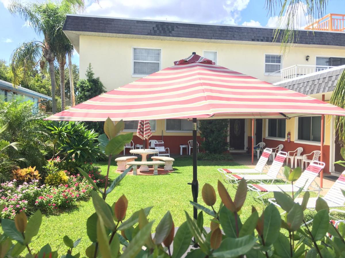 Carousel Motel -Redington Shores - image 3