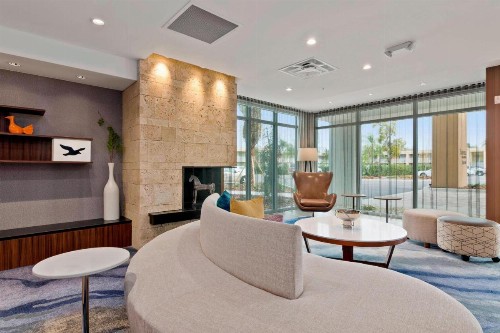 Fairfield Inn & Suites by Marriott St Petersburg North - image 30