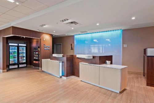 Fairfield Inn & Suites by Marriott St Petersburg North - image 5