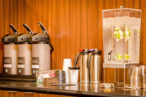 Fairfield Inn & Suites by Marriott St Petersburg North - image 7