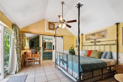 Sea Breeze Manor Inn - image 20