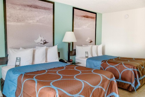 Super 8 by Wyndham St. Petersburg - image 33