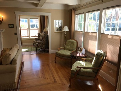 Bay Street Inn - image 9