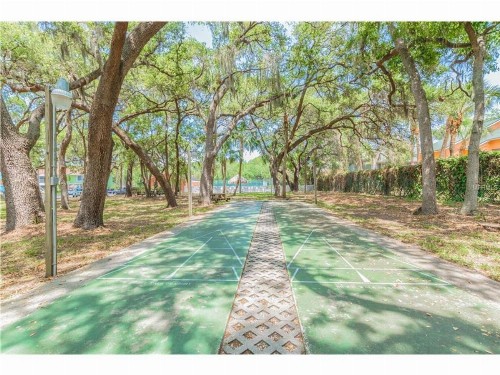 Four Bedroom Family Accommodation - Private Beach - image 41
