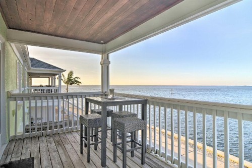 Bayfront Condo 3Mi to Downtown St Petersburg - image 8