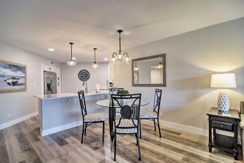 Modern Vista Verde Condo about 2 Mi to St Pete Beach! - image 8