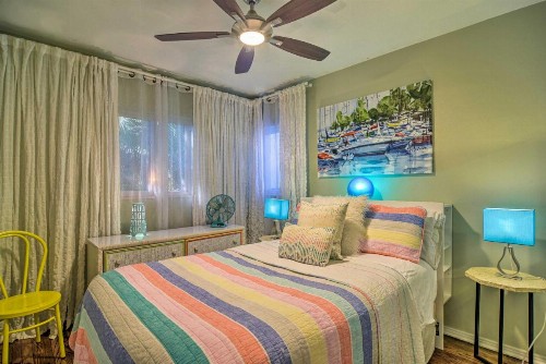 Cozy Pet Friendly Palms about 4 Miles to St Pete Beach - image 10