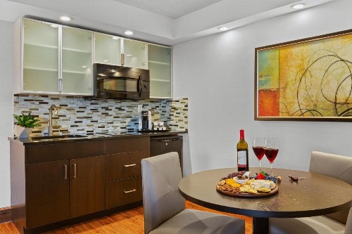 Crowne Plaza Stamford - image 26