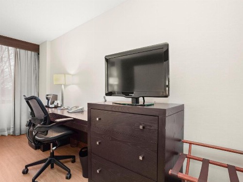 Crowne Plaza Stamford - image 40