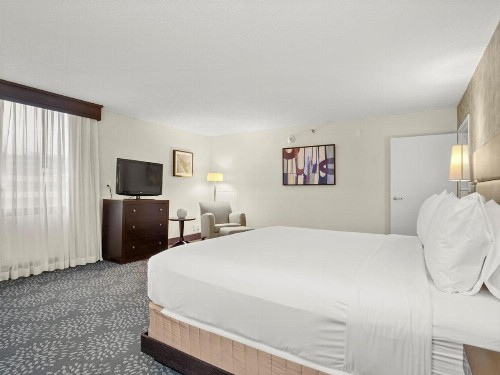 Crowne Plaza Stamford - image 46