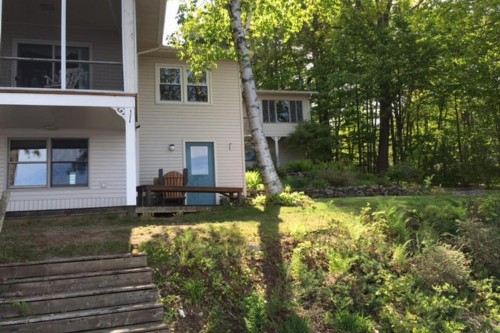 Selah Lakefront Retreat - image 8