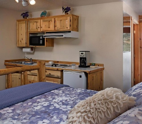 Redfish Riverside Inn - image 10