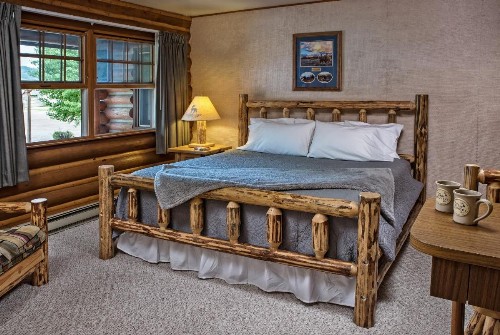 Stanley High Country Inn - image 3