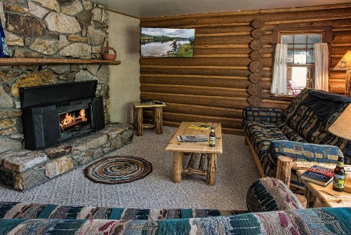 Stanley High Country Inn - image 9