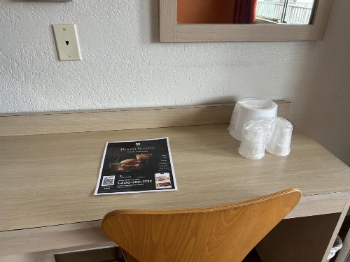 Motel 6-Stanton CA - image 10