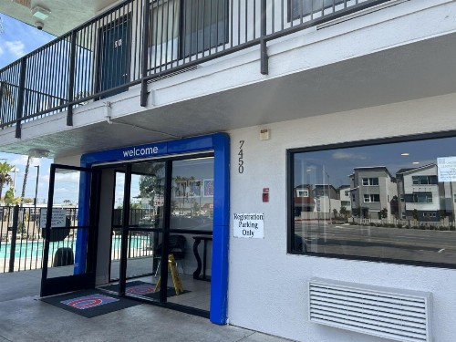 Motel 6-Stanton CA - image 14