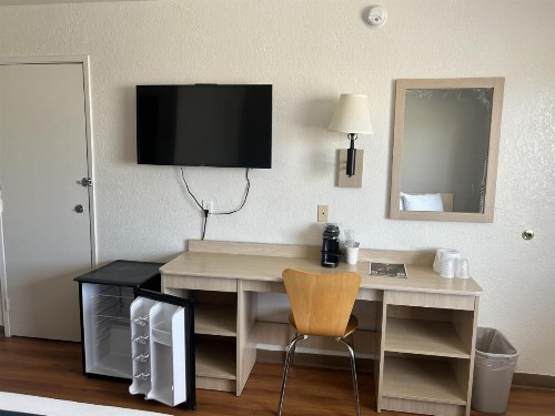 Motel 6-Stanton CA - image 26