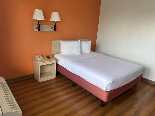 Motel 6-Stanton CA - image 29