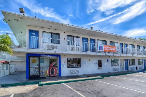 Motel 6-Stanton CA - image 7