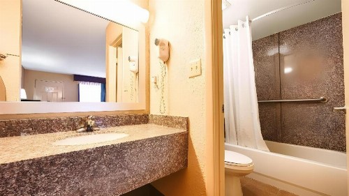Best Western Starke - image 23