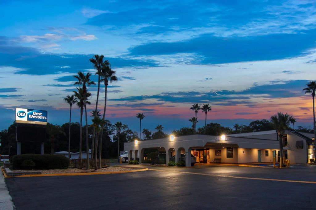 Best Western Starke - image 3