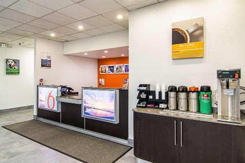 Motel 6-Starke FL - image 11
