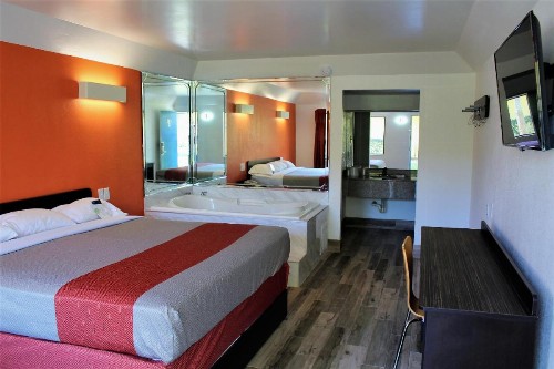 Motel 6-Starke FL - image 38