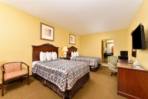 Americas Best Value Inn Starke - image 10