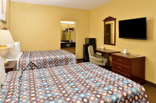 Americas Best Value Inn Starke - image 7