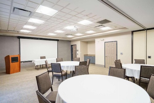 Country Inn & Suites by Radisson State College (Penn State Area) PA - image 11
