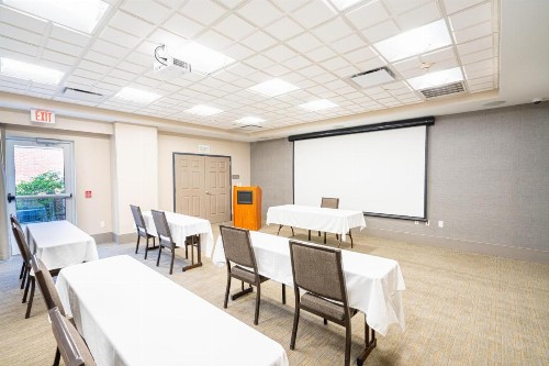 Country Inn & Suites by Radisson State College (Penn State Area) PA - image 12